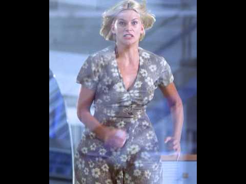 ALIENS (1986) | Ripley's Final Showdown with the Alien Queen 👾 | 4K HDR Clip