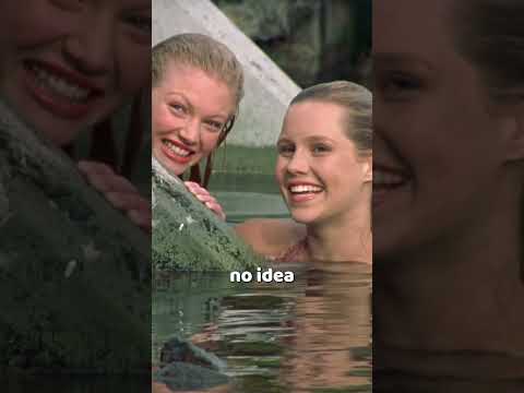 Benefits of being a MERMAID.. #h2ojustaddwater #mermaids #movie