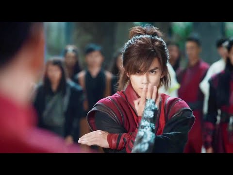 任人嘲諷的功夫小子竟是個絕世高手， 出手便讓最強者灰飛煙滅，驚倒眾人！
