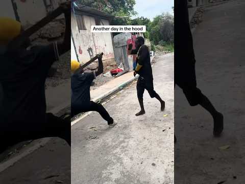 JAMAICAN STAND-OFF 🗡️🇯🇲 #crime #funny #comedy