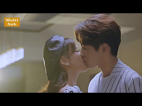 [Multi-Sub]霸總戀愛後好黏人，時時刻刻都要貼著小女友，摸臉摟腰又親親，小女友根本招架不住！#大陸劇 #愛情 #甜寵 #dramachina