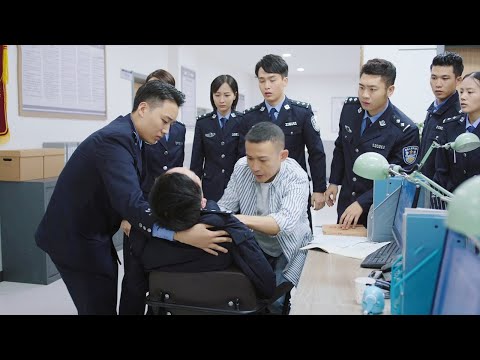 New Movie | 警察犯癲癇差點喪命，路過的小夥竟是神醫，起死回生！#最新電影 #最新電視劇 #最新古裝劇 #热播剧