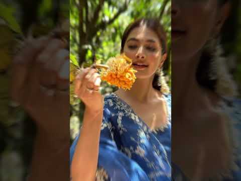 Pooja Hegde👀❤️🩹 recent look#cinemix #tamil #trending #trendingshorts#viral #peopleplayground#viral