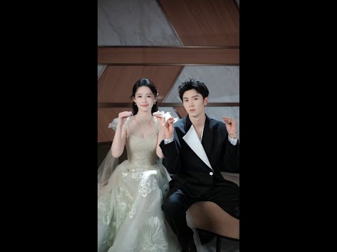 The fragrance arrived before the punishing hand.🌹👋#fatedhearts#liqin#chenzheyuan#iqiyi#cdrama