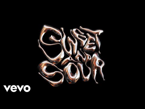 Amelia Moore – sweet and sour (Visualizer)