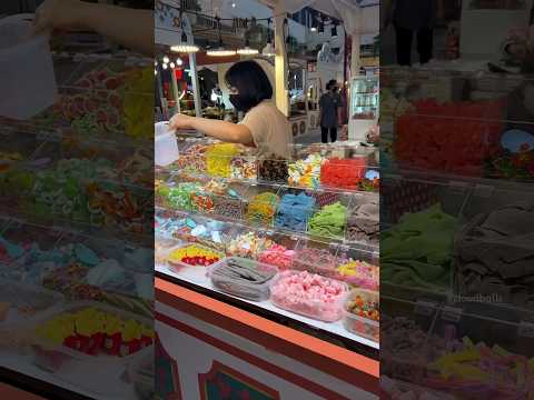 เยลลี่ตักเองแบบจุกๆ อยากกินแบบไหนก็ตักแบบไปเลยค้าบ งื้อติดใจ 🍯🍭🌈📍เซ็นทรัลเวิร์ด