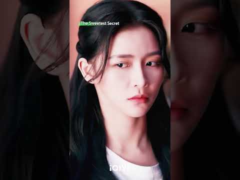 Rivalidad de pareja… ¿los dos salieron a escondidas con otros? 👀 | iQIYI Spanish #shorts